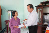 Phó bí thư thường trực Tỉnh uỷ, Trưởng đoàn Đại biểu Quốc hội tỉnh Phạm Hùng Thái: Thăm và tặng quà cho các gia đình chính sách