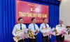 Trưởng Ban nội chính Tỉnh ủy Nguyễn Hồng Thanh: Trao huy hiệu đảng cho 19 đảng viên tại Châu Thành
