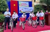 Châu Thành: Trao tặng 20 chiếc xe đạp và 3.600 quyển tập tặng các em học sinh nghèo hiếu học