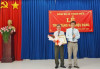 Thanh Điền: Hai đảng viên được nhận Huy hiệu 30 năm tuổi Đảng