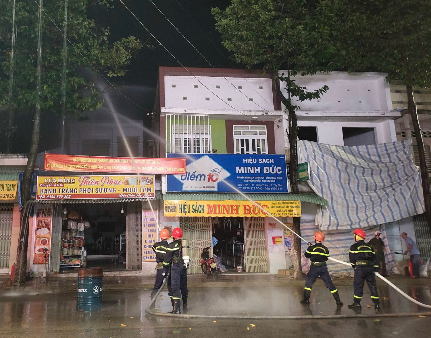 Châu Thành: Diễn tập phương án Phòng cháy chữa cháy và cứu nạn cứu hộ tại Tổ liên gia an toàn PCCC số 5