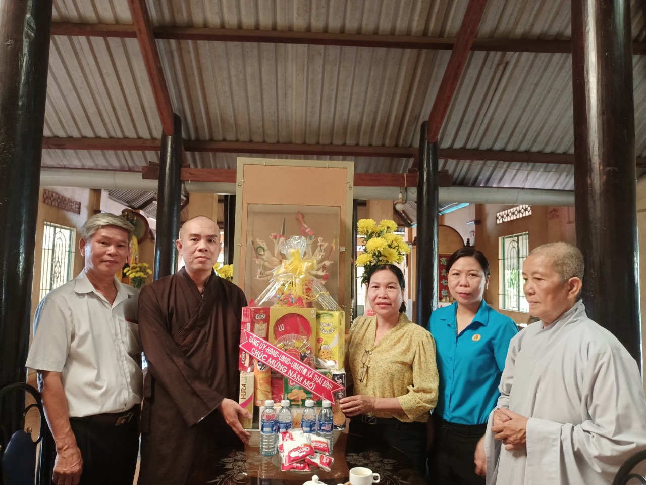 Xã Thái Bình:  Tổ chức thăm, chúc tết các cơ sở tôn giáo trên địa bàn