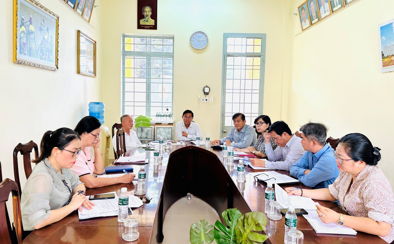 Thường trực Hội đồng nhân dân huyện Châu Thành tổ chức họp thống nhất dự kiến nội dung, chương trình Kỳ họp thứ 9 Hội đồng nhân dân huyện Khóa XII, nhiệm kỳ 2021-2026.