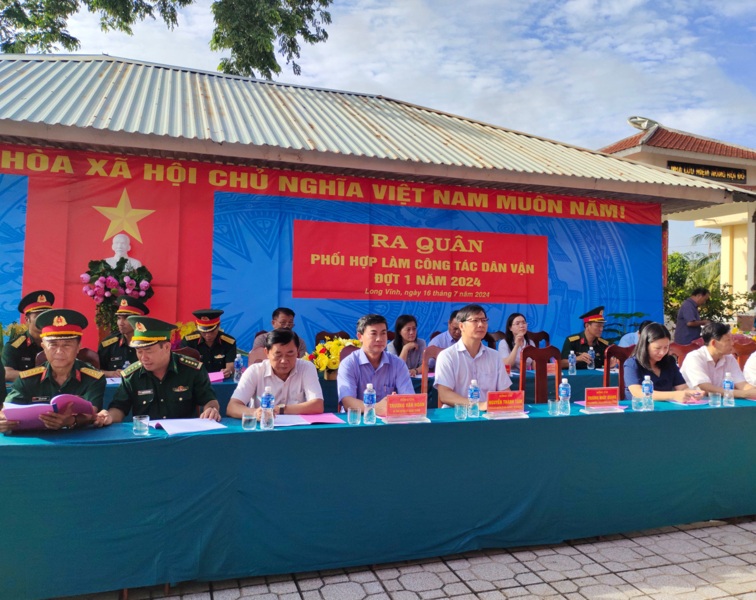 Bí thư Tỉnh ủy, Chủ tịch HĐND tỉnh Nguyễn Thành Tâm dự lễ ra quân công tác dân vận tại Châu Thành