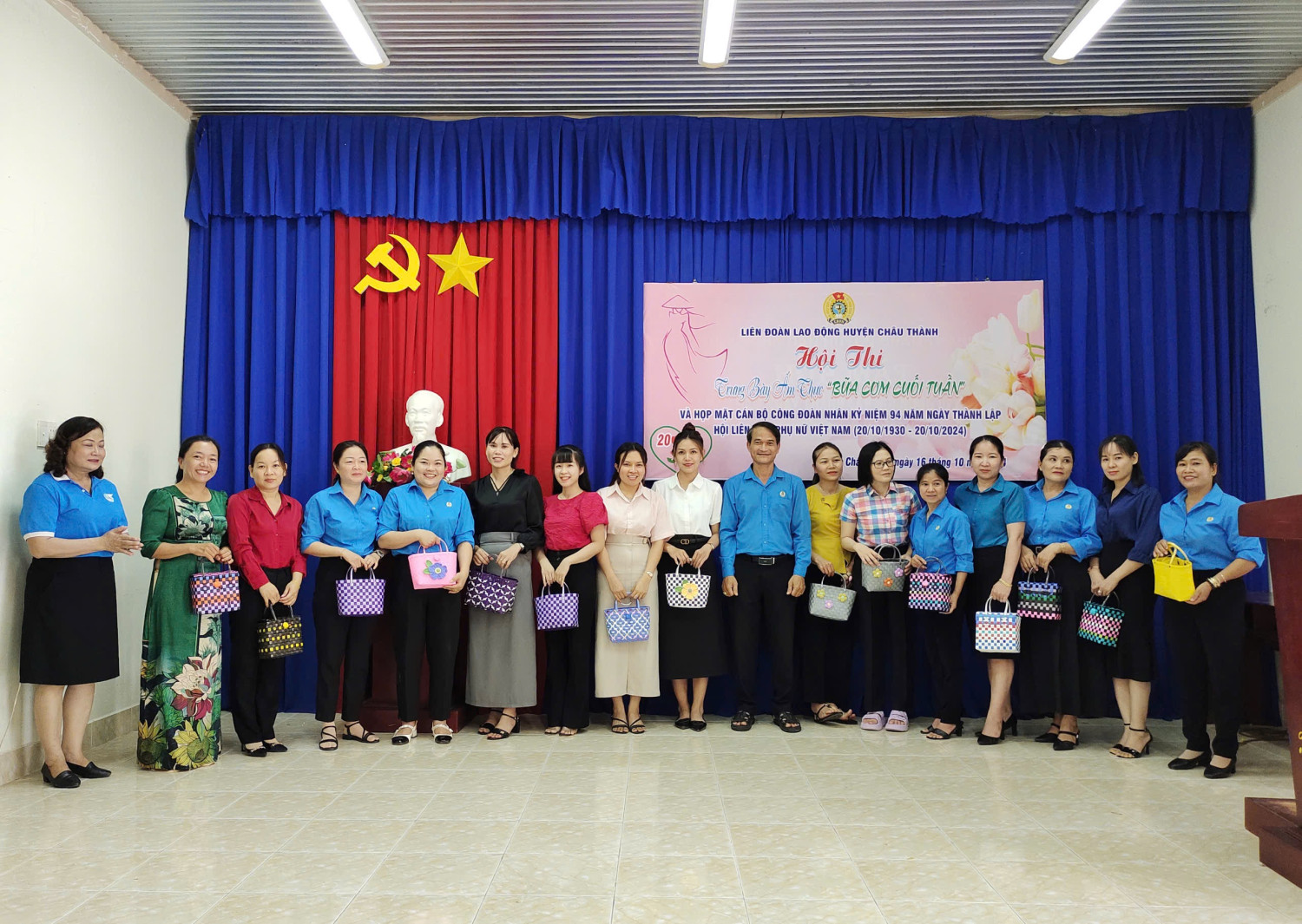 Liên đoàn Lao động huyện Châu Thành: Họp mặt cán bộ công đoàn nhân kỷ niệm 94 năm Ngày thành lập Hội Liên hiệp Phụ nữ Việt Nam