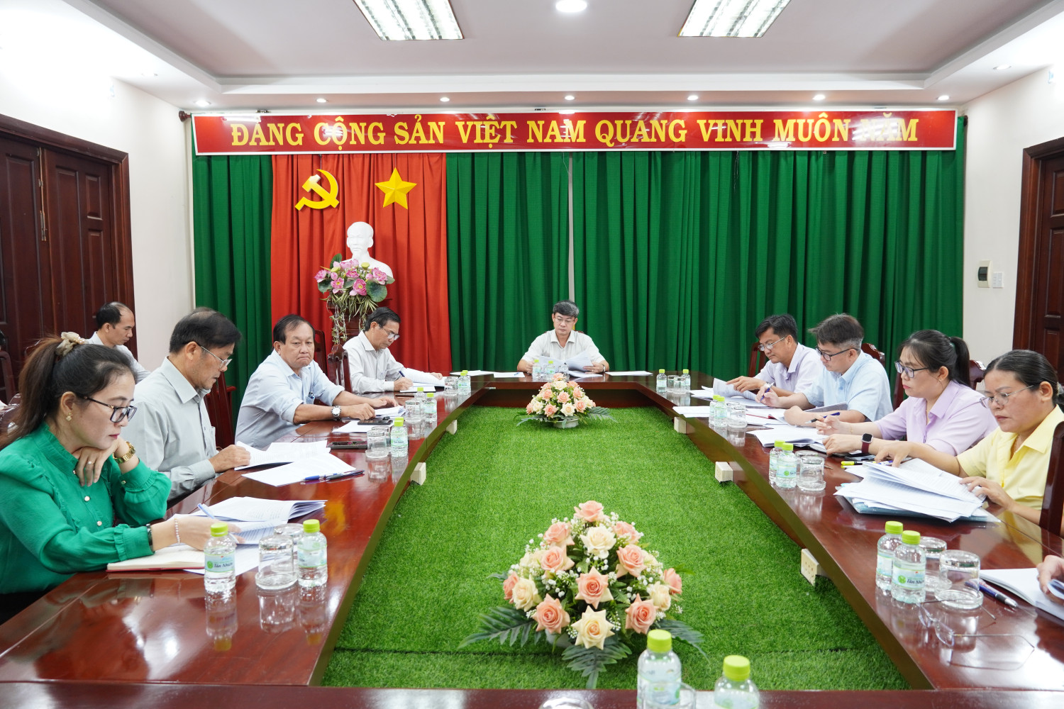 Châu Thành: Họp tiểu ban văn kiện Đại hội XIII Đảng bộ huyện lần thứ 5 nhiệm kỳ 2025-2030