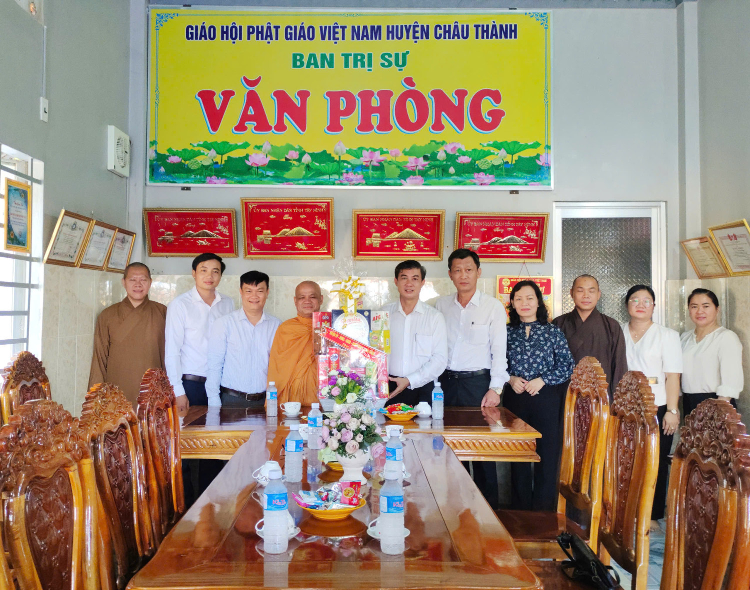 Châu Thành: Thăm các cơ sở Phật giáo trên địa bàn nhân Đại lễ Phật đản